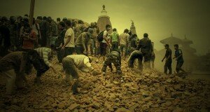 muertos-terremoto-Nepal-prometen-FotoEFE_MEDIMA20150426_0134_3-810x455_Fotor